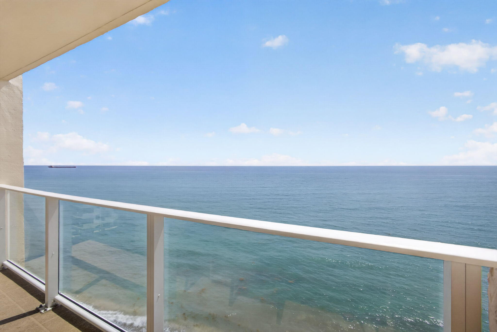 AQUARIUS CONDO - Residential