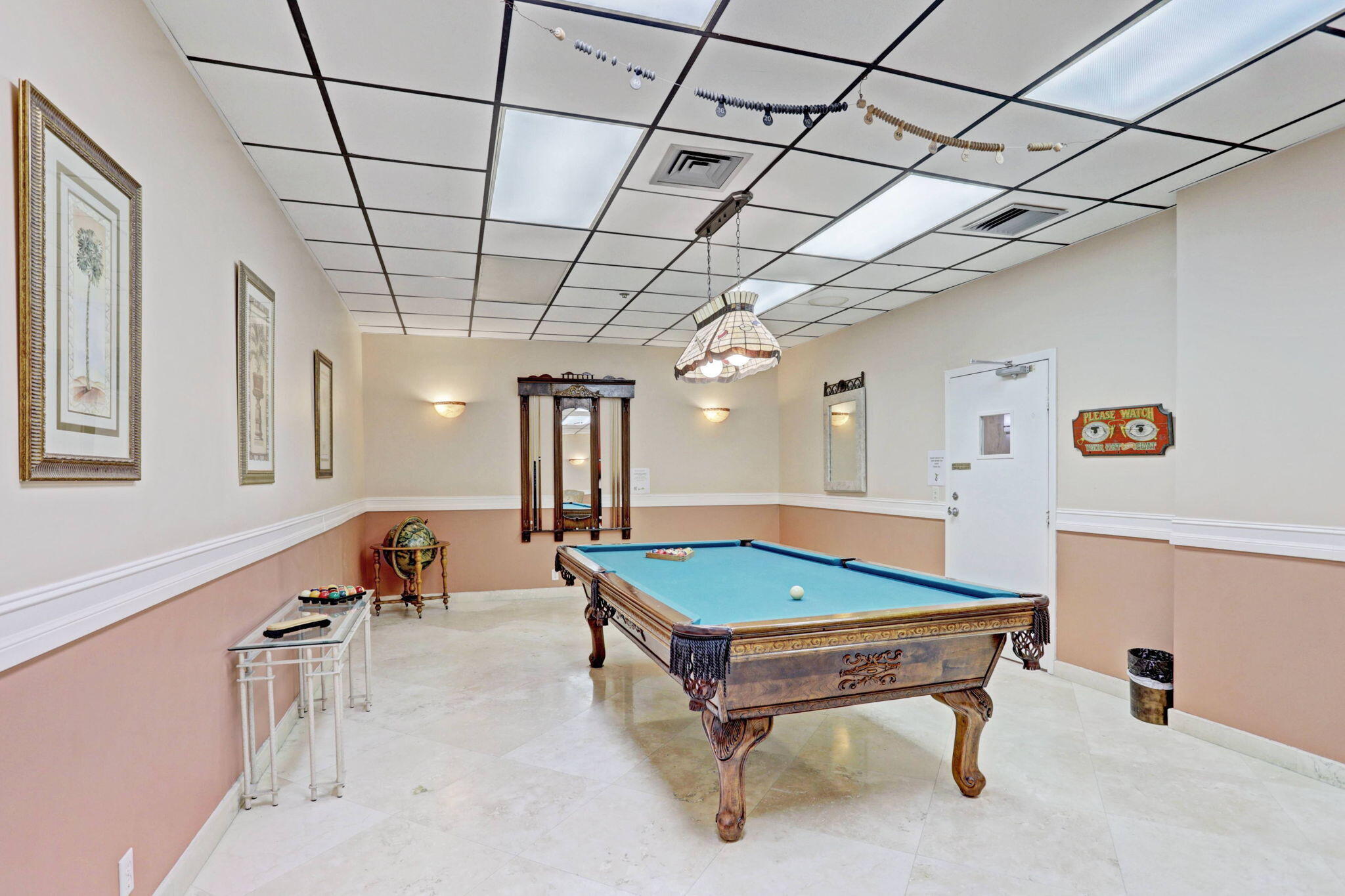 AQUARIUS CONDO - Residential