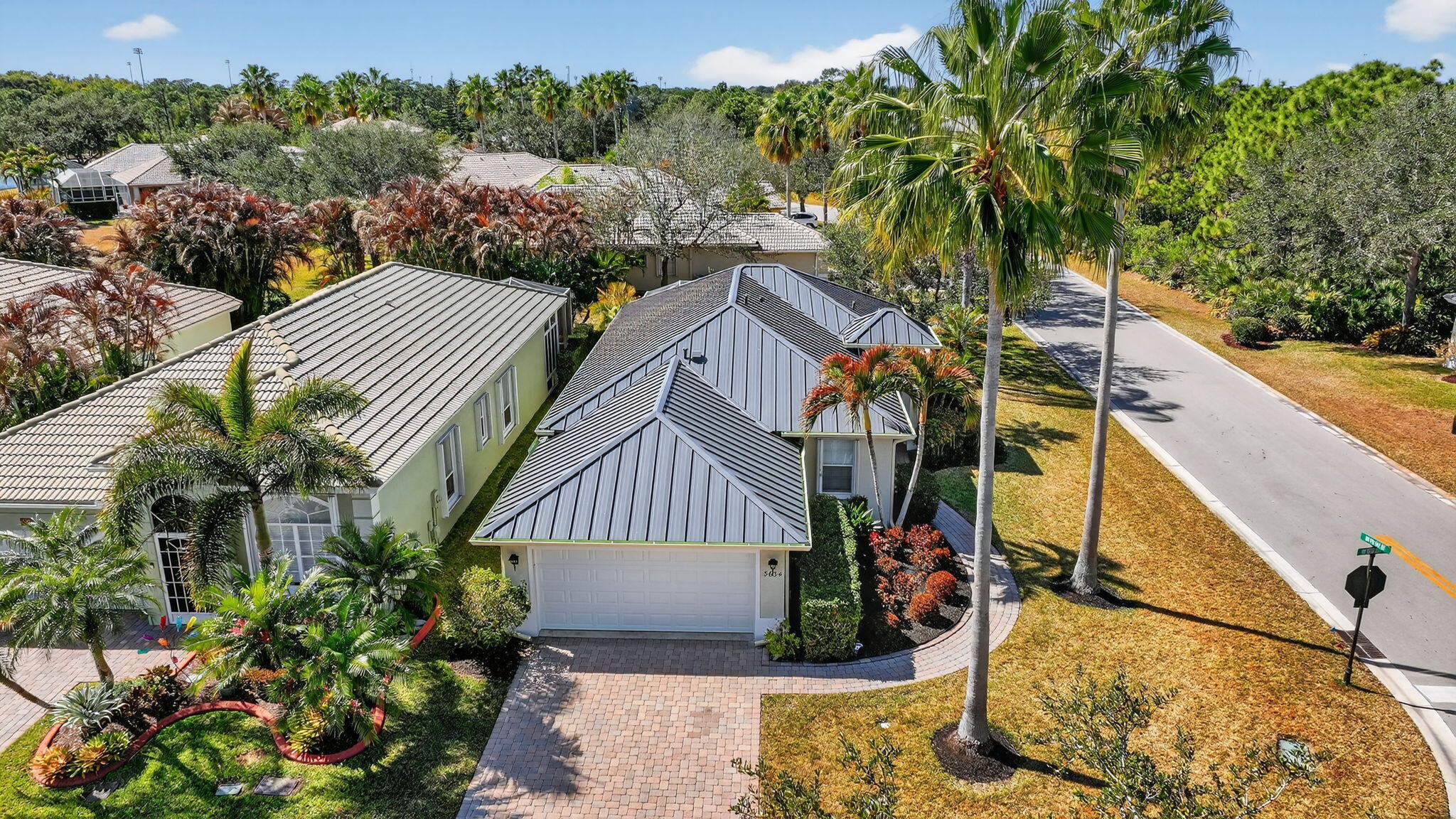 JENSEN BEACH GOLF AND COUNTRY CLUB - Residential