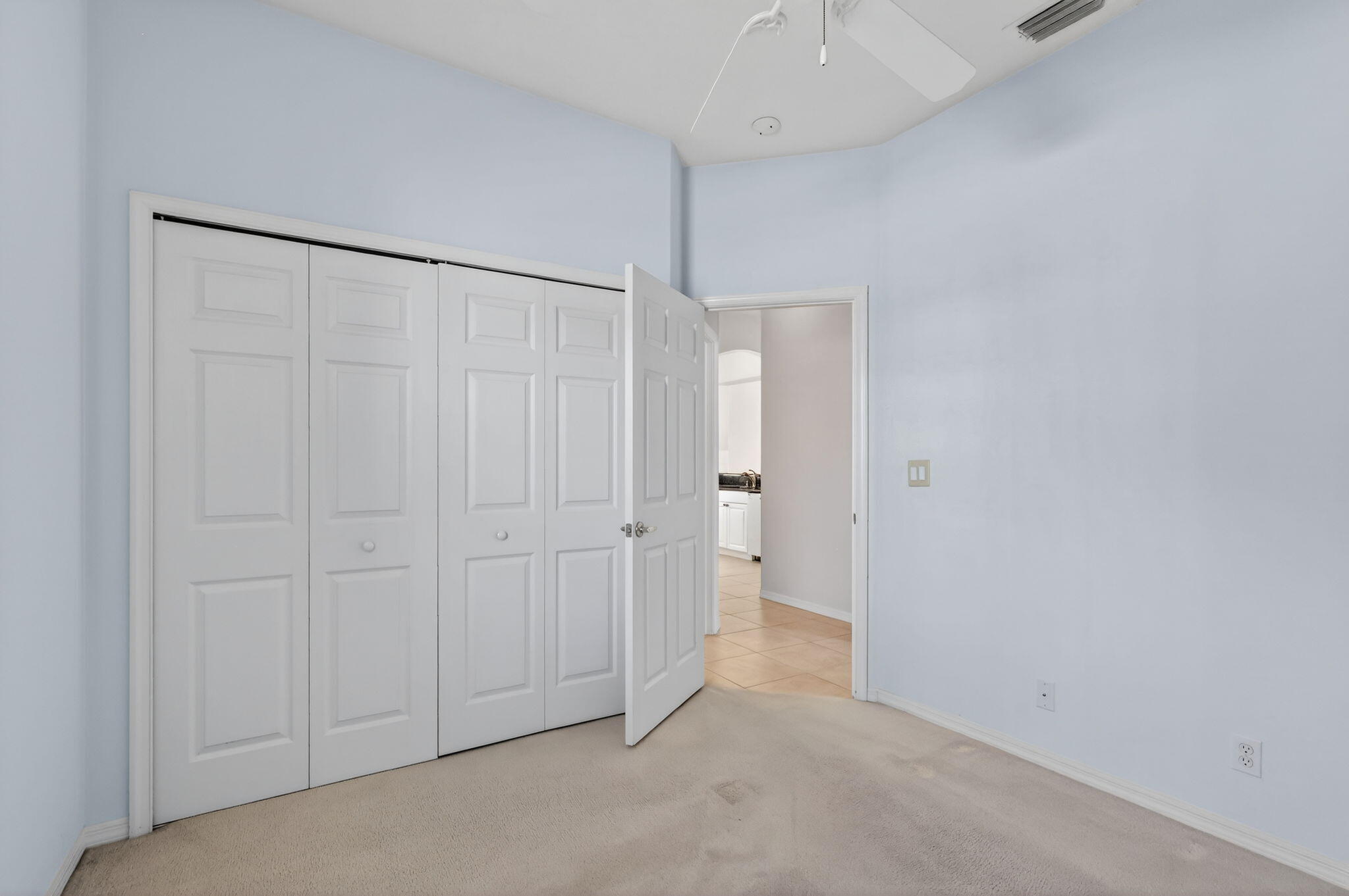 JENSEN BEACH GOLF AND COUNTRY CLUB - Residential