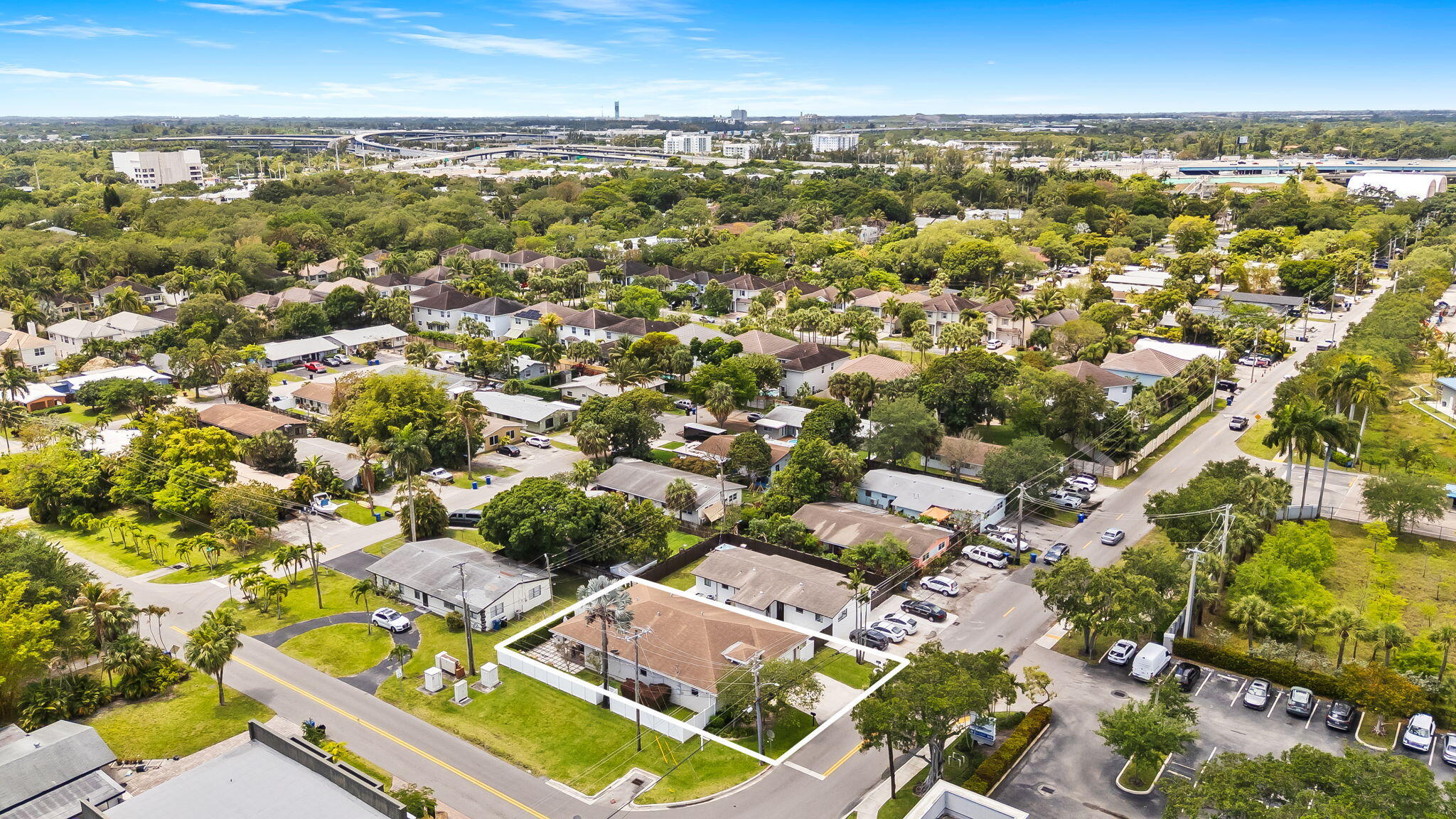 RIVER OAKS - Residential