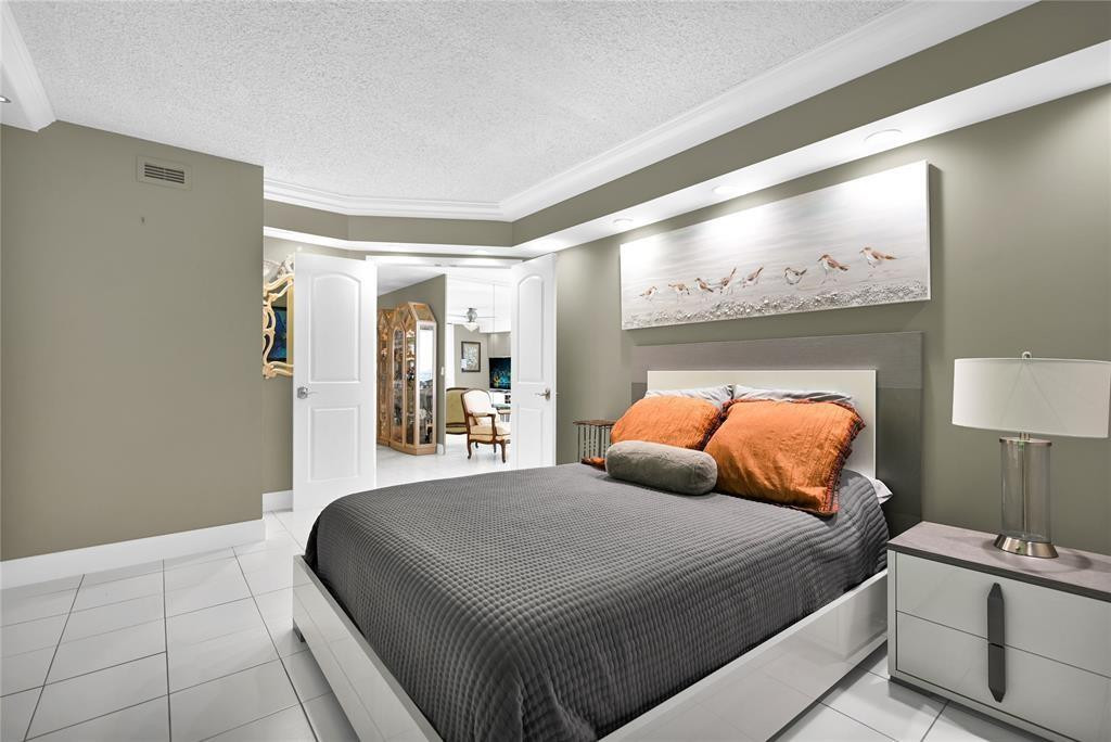 Parker Plaza - Residential