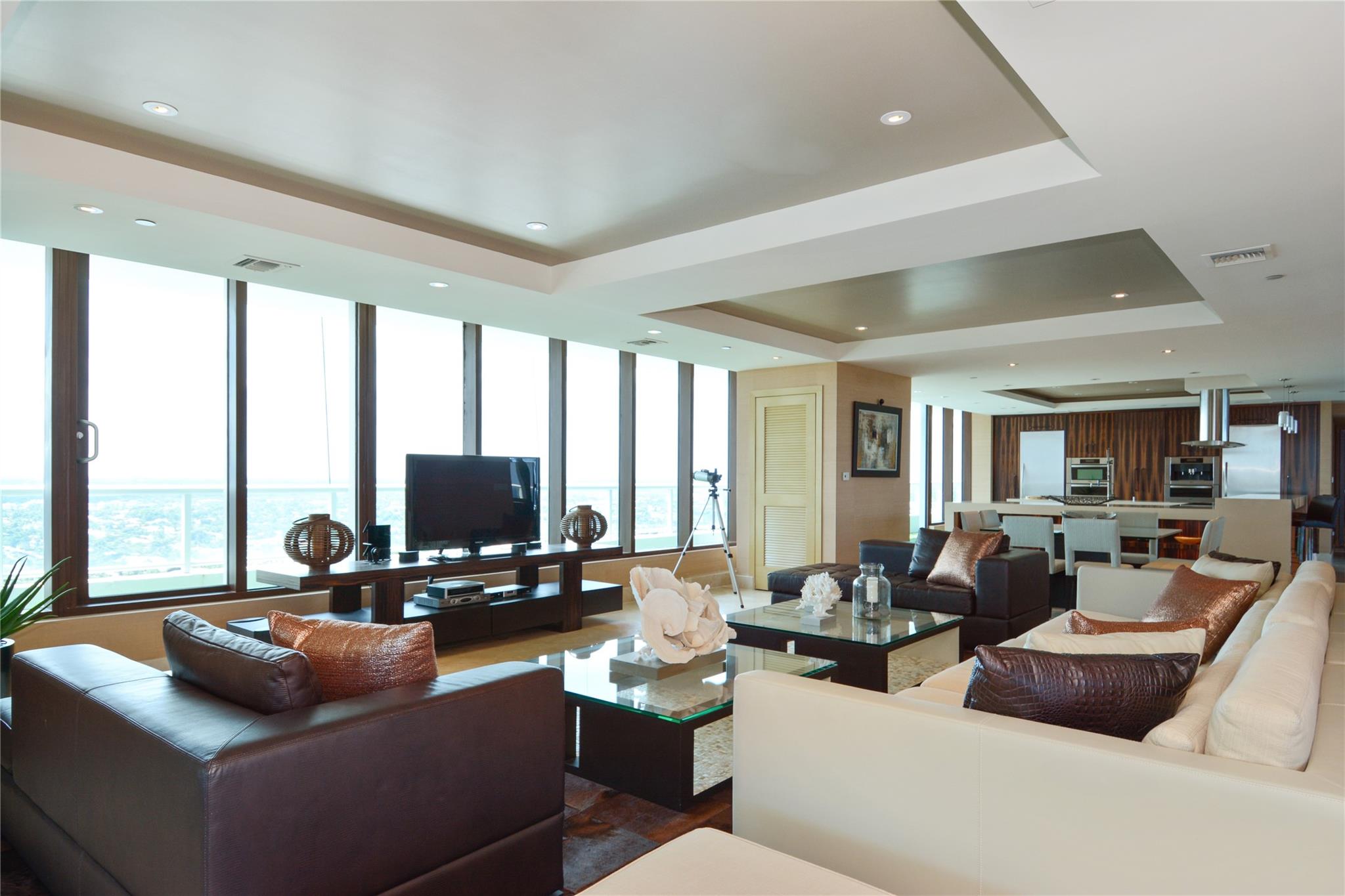 Ritz Carlton - Residential