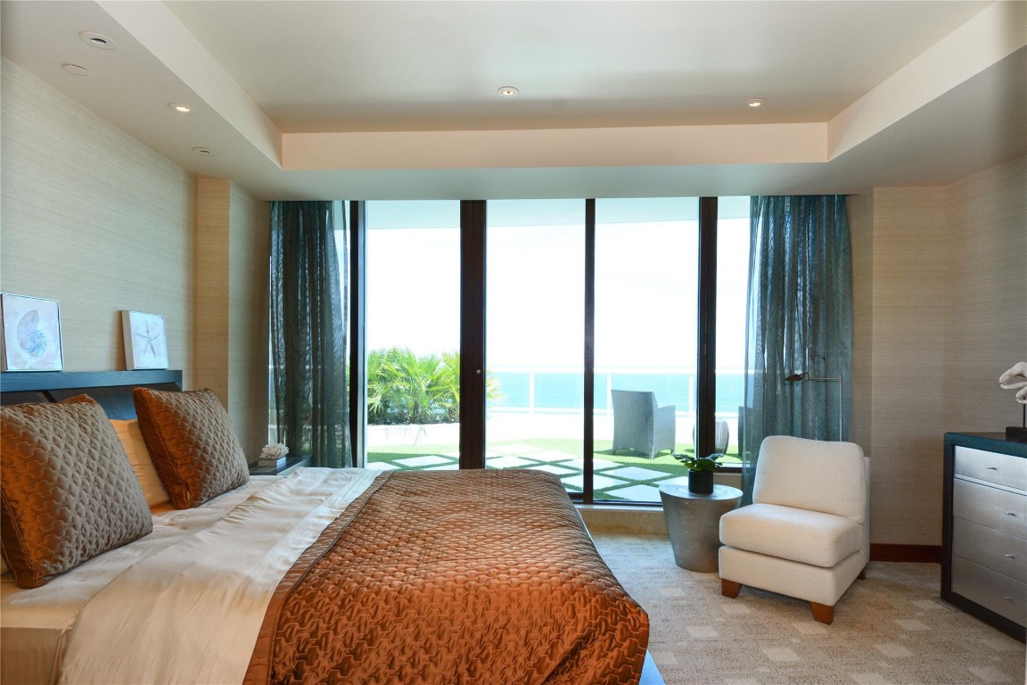 Ritz Carlton - Residential