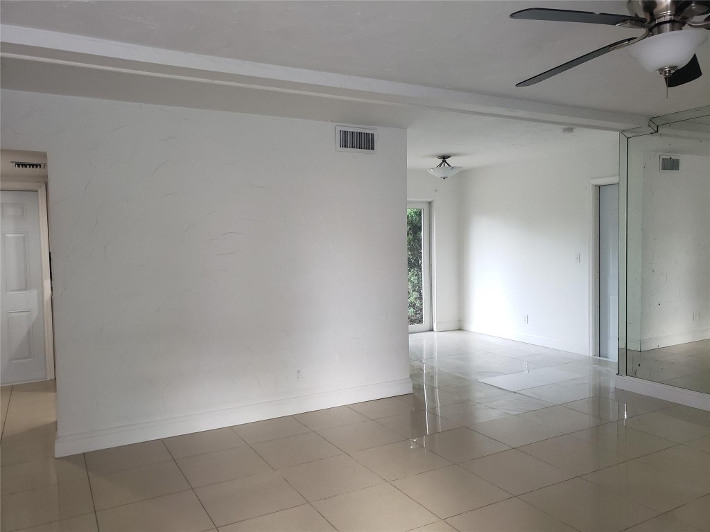 HEATHGATE FIRST ADD - Residential