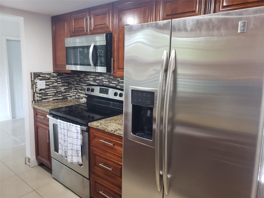 HEATHGATE FIRST ADD - Residential