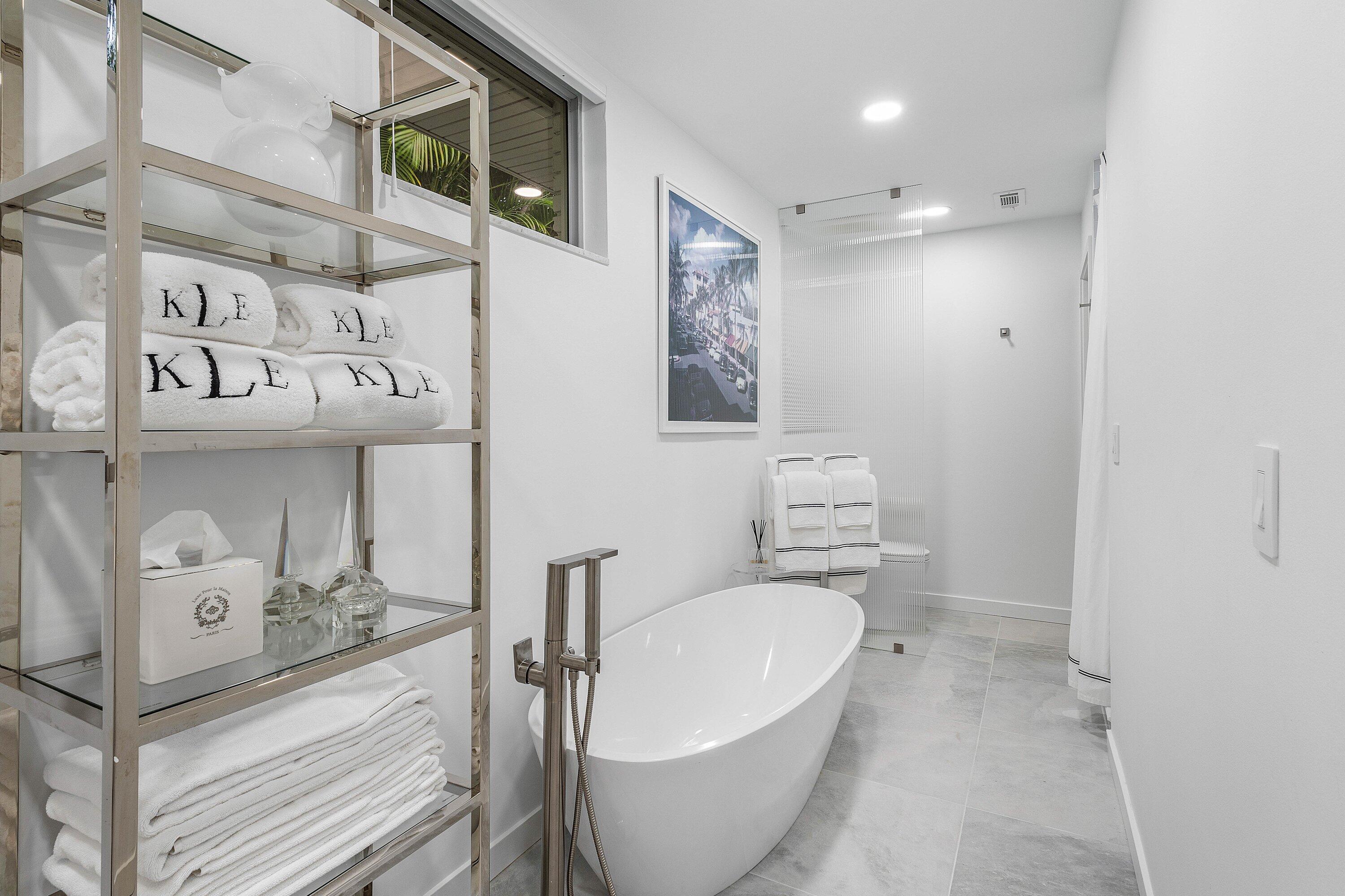 HYPOLUXO ISLAND ADD - Residential