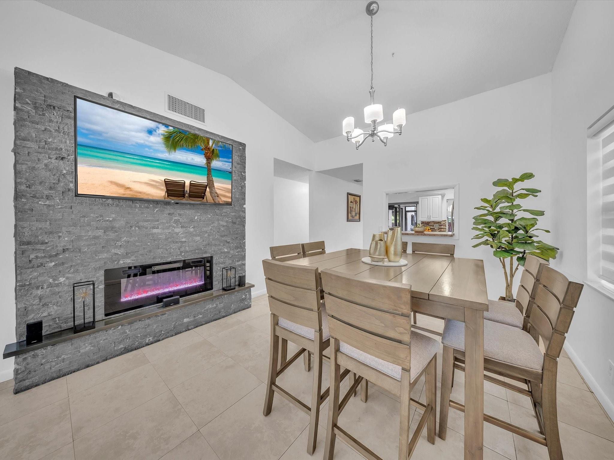 CORAL SPRINGS UNIVERSITY DRIVE - Residential