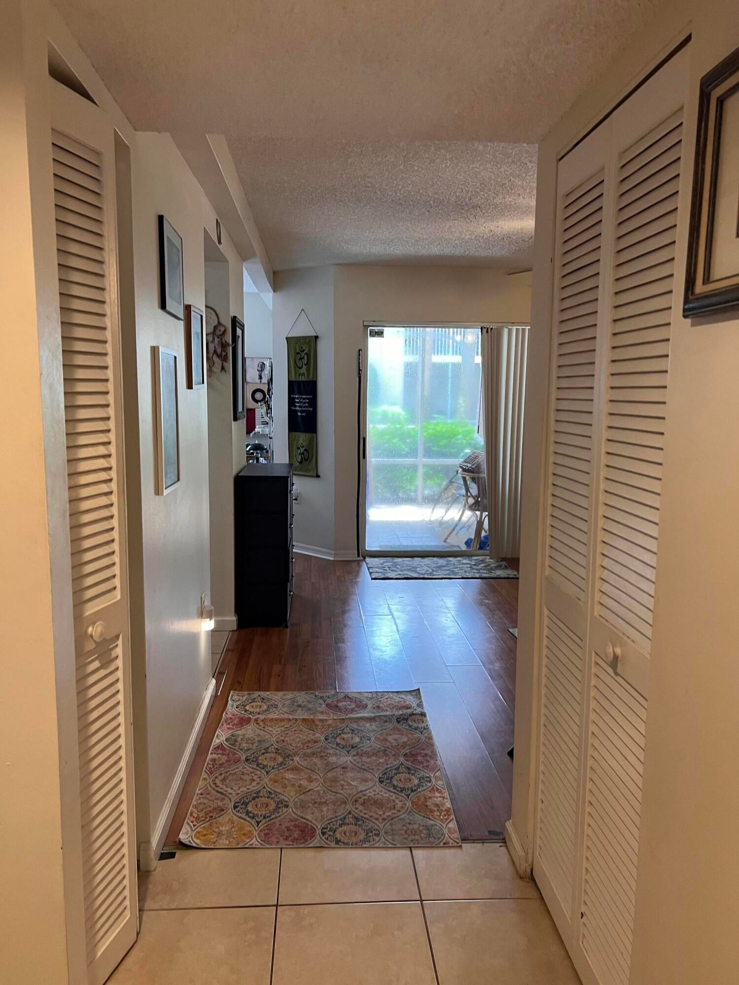 1103 Glenmoor Drive
