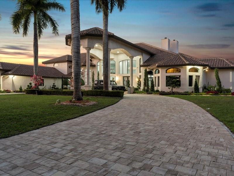 EXOTIC ACRES - Residential