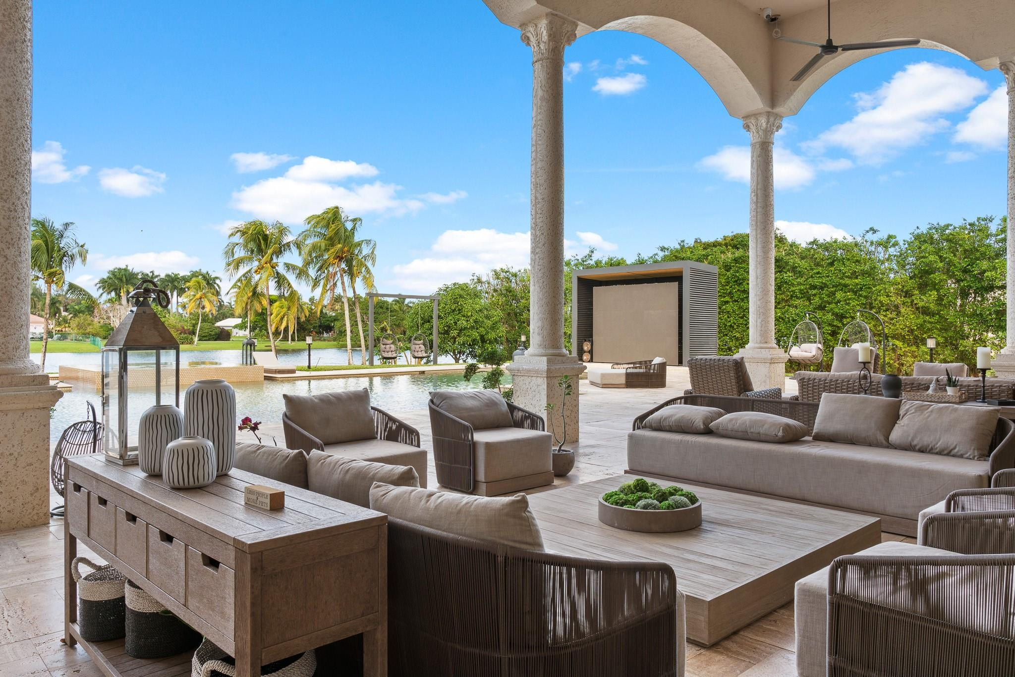 EXOTIC ACRES - Residential