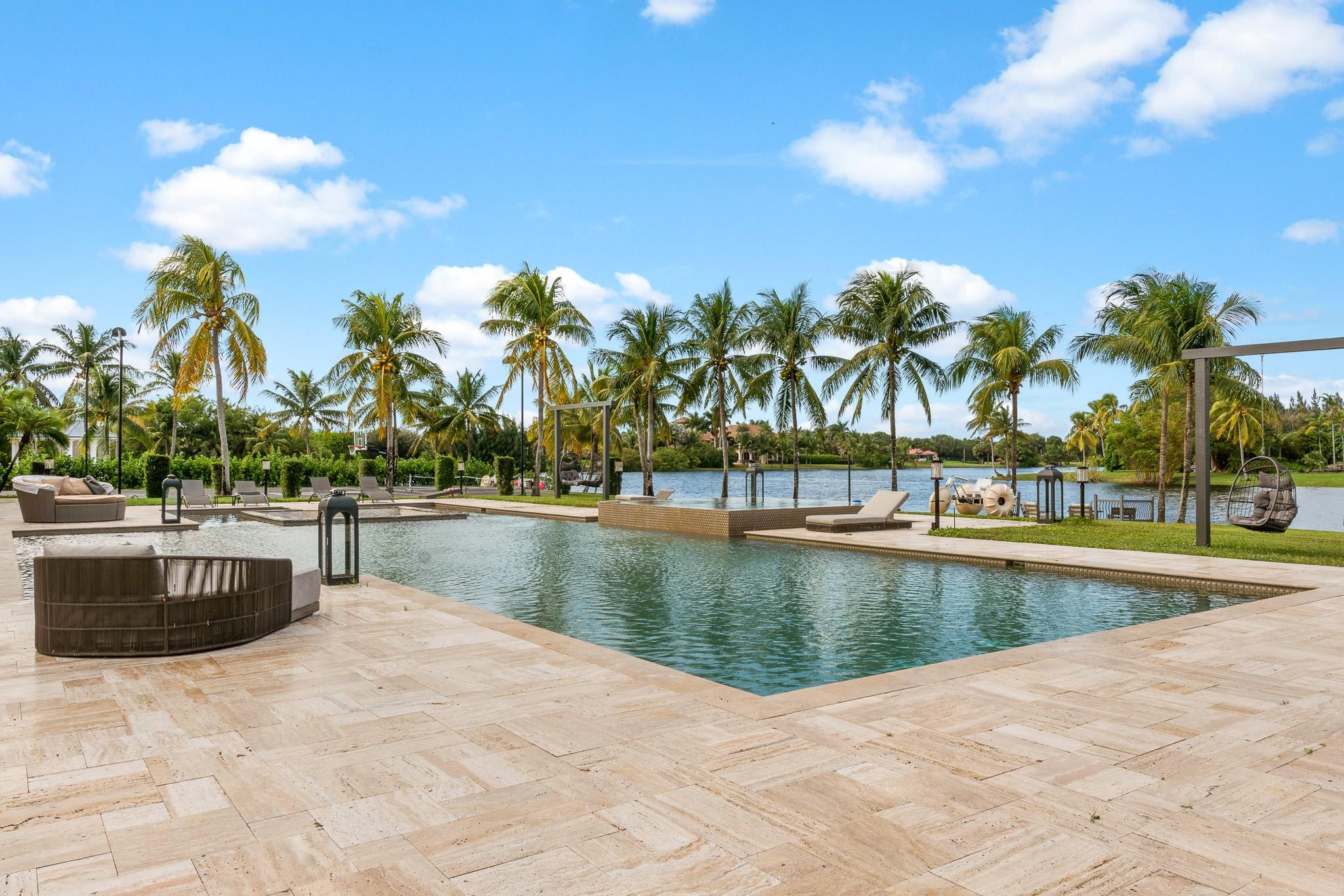 EXOTIC ACRES - Residential