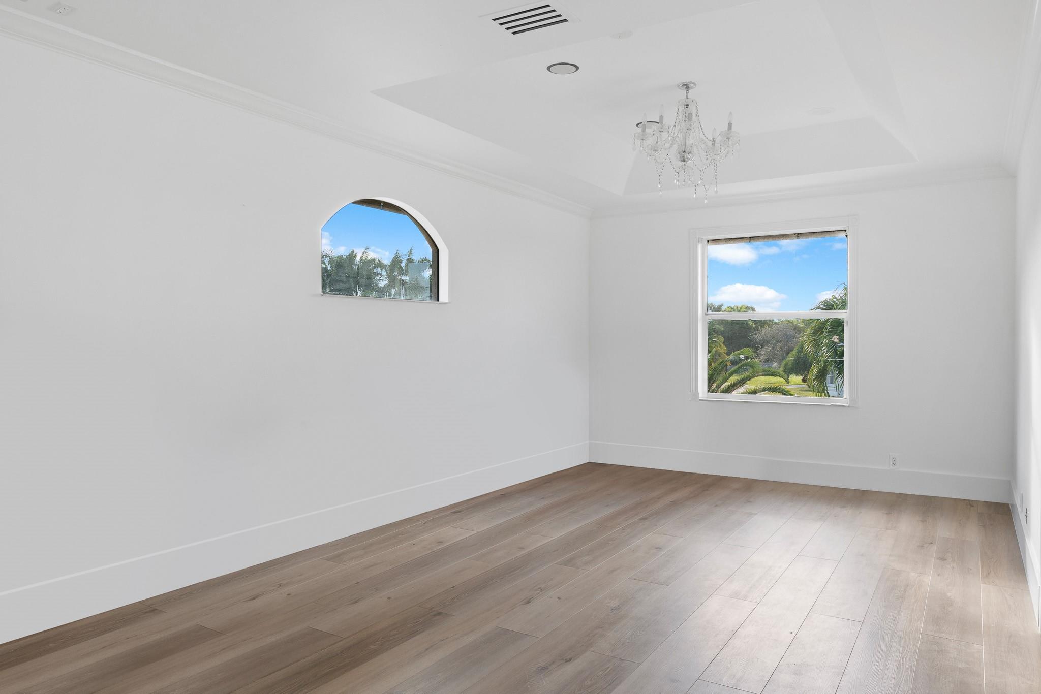 EXOTIC ACRES - Residential