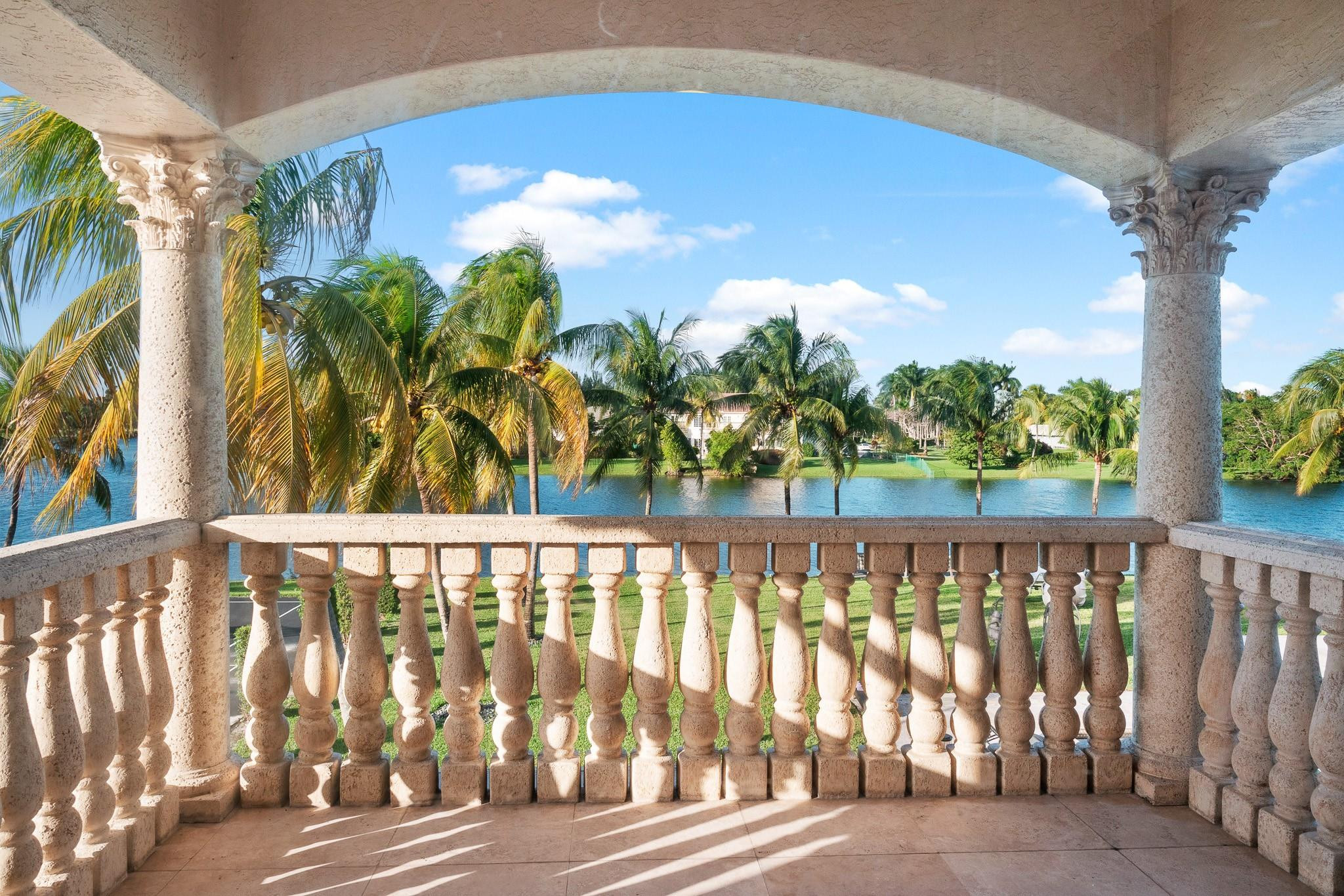 EXOTIC ACRES - Residential