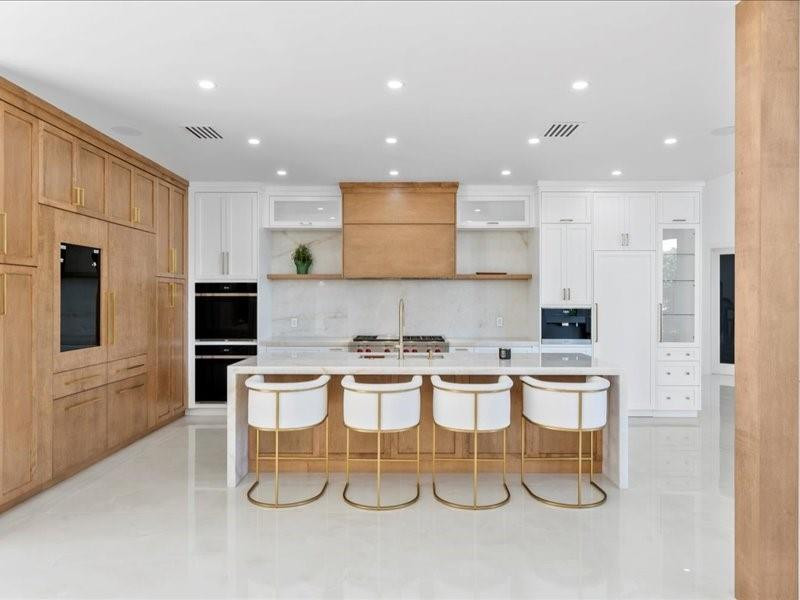 EXOTIC ACRES - Residential