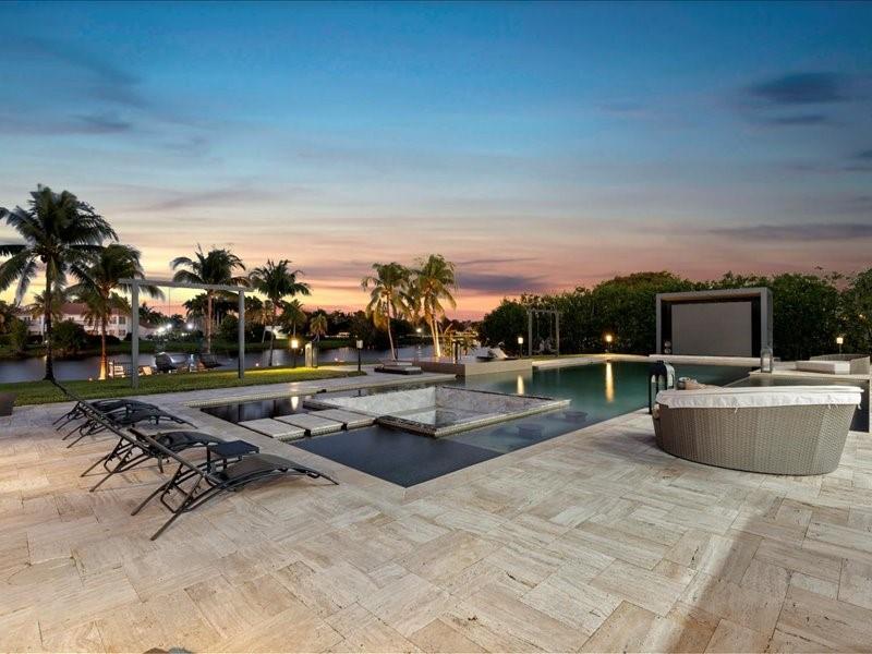 EXOTIC ACRES - Residential