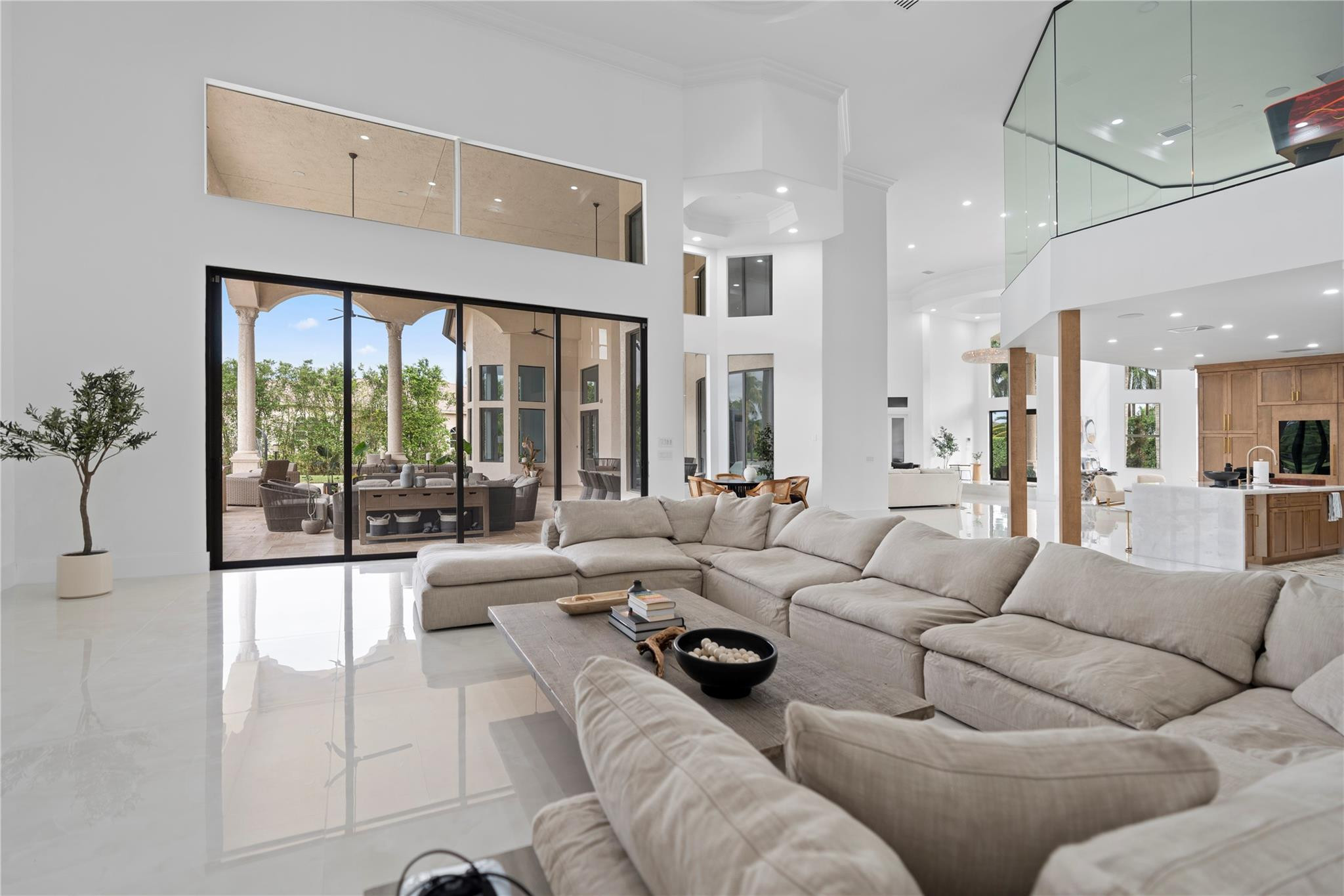 EXOTIC ACRES - Residential