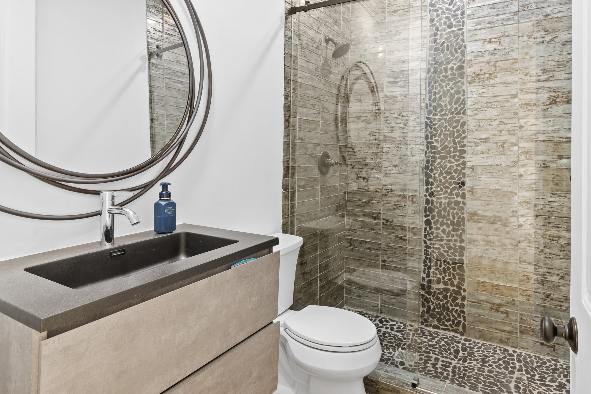 EXOTIC ACRES - Residential