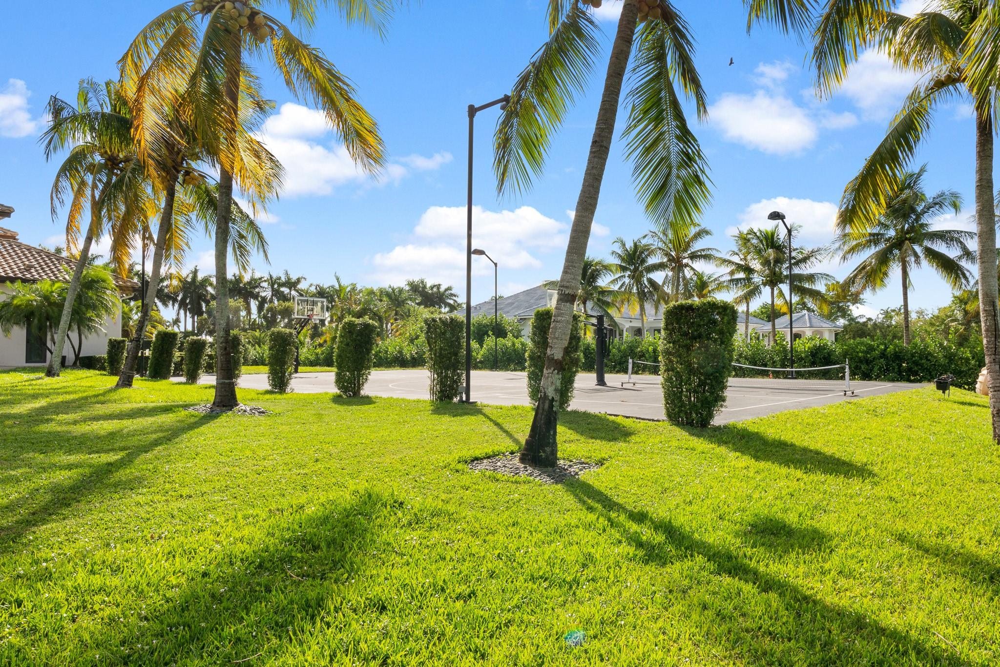 EXOTIC ACRES - Residential