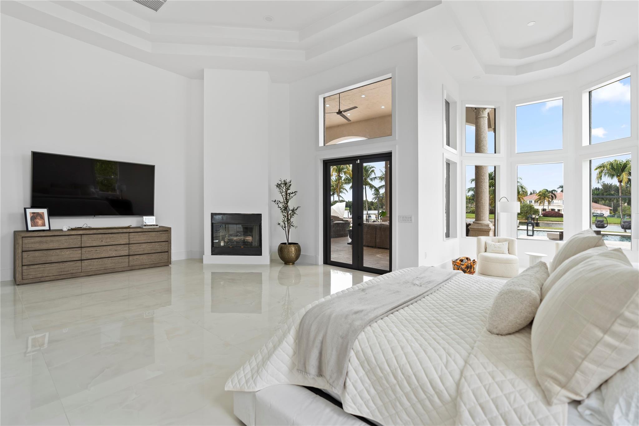 EXOTIC ACRES - Residential