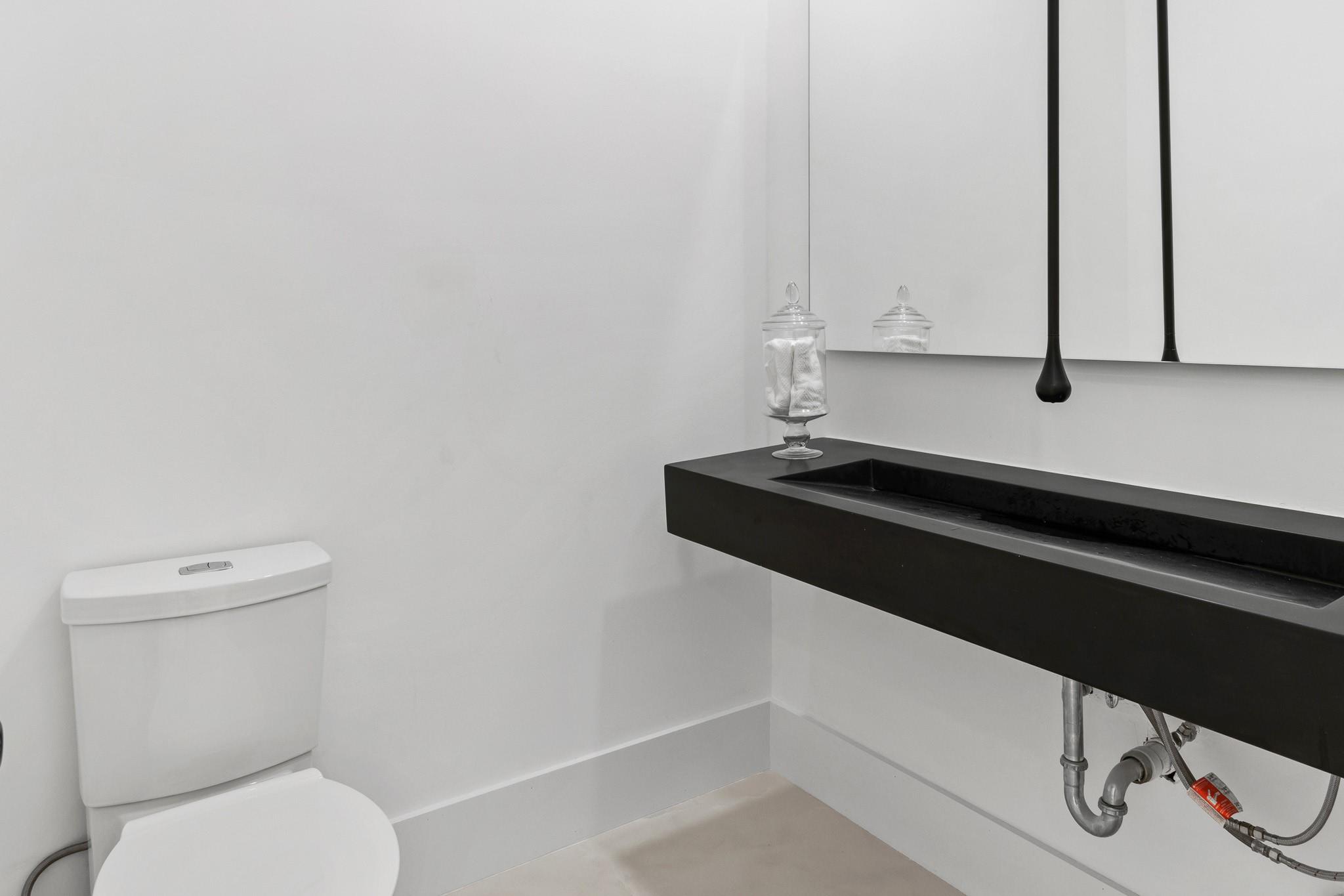 EXOTIC ACRES - Residential