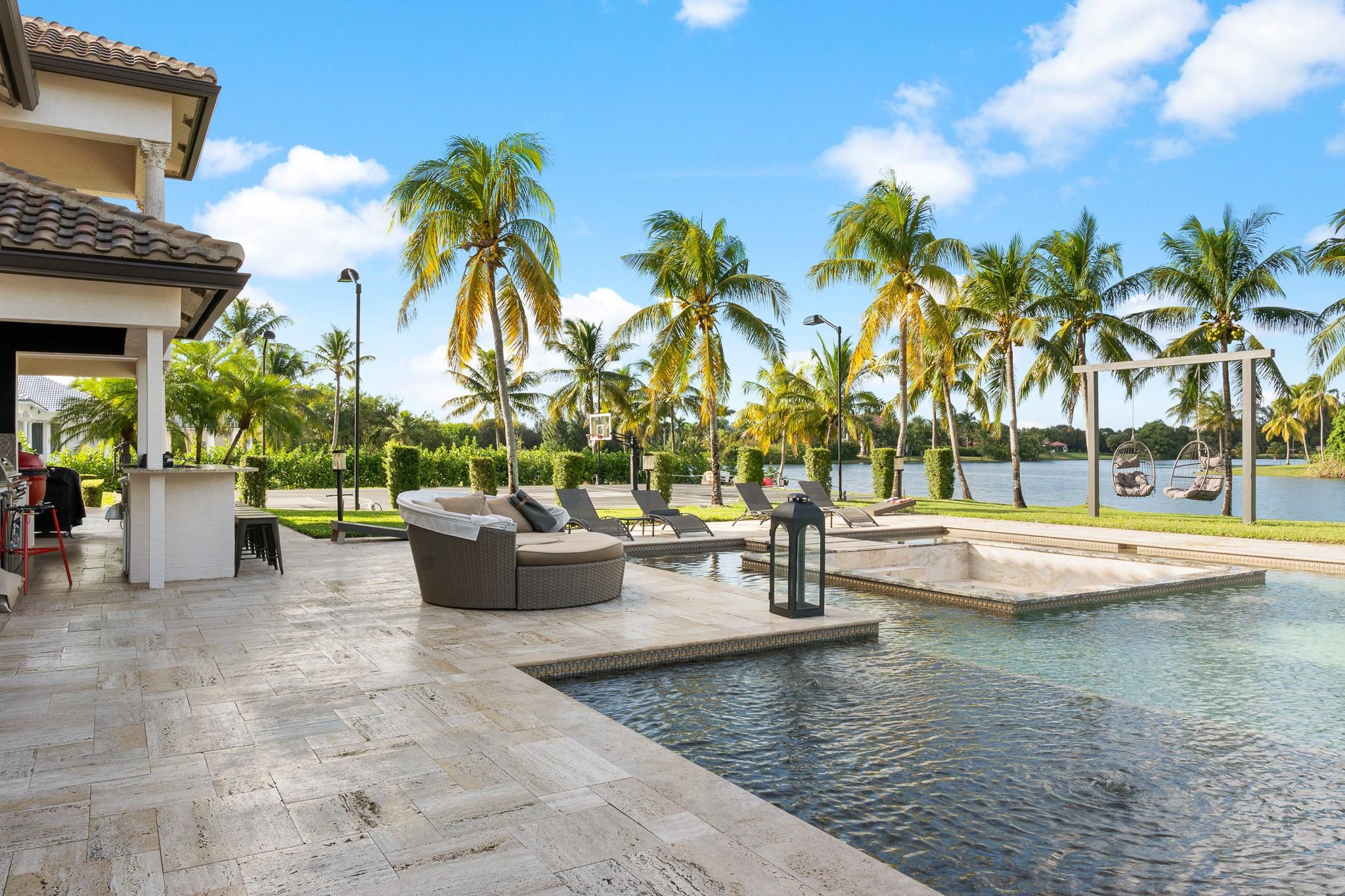 EXOTIC ACRES - Residential