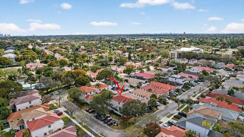 Tiny photo for 226 NW 75th Way, Plantation, FL 33317 (MLS # F10550732)
