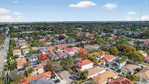 Tiny photo for 226 NW 75th Way, Plantation, FL 33317 (MLS # F10550732)