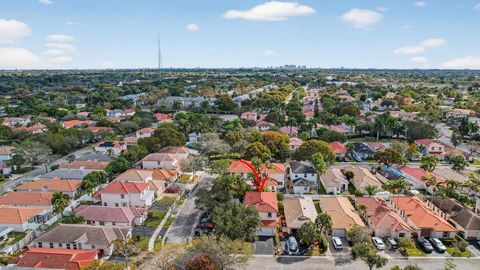 Tiny photo for 226 NW 75th Way, Plantation, FL 33317 (MLS # F10550732)