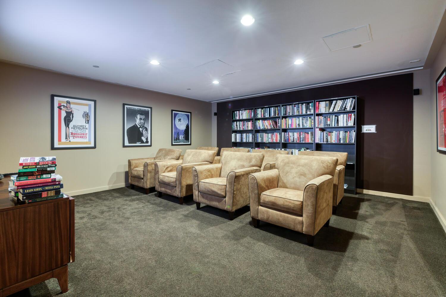 PLAZA OF THE PALM BEACHES - Residential