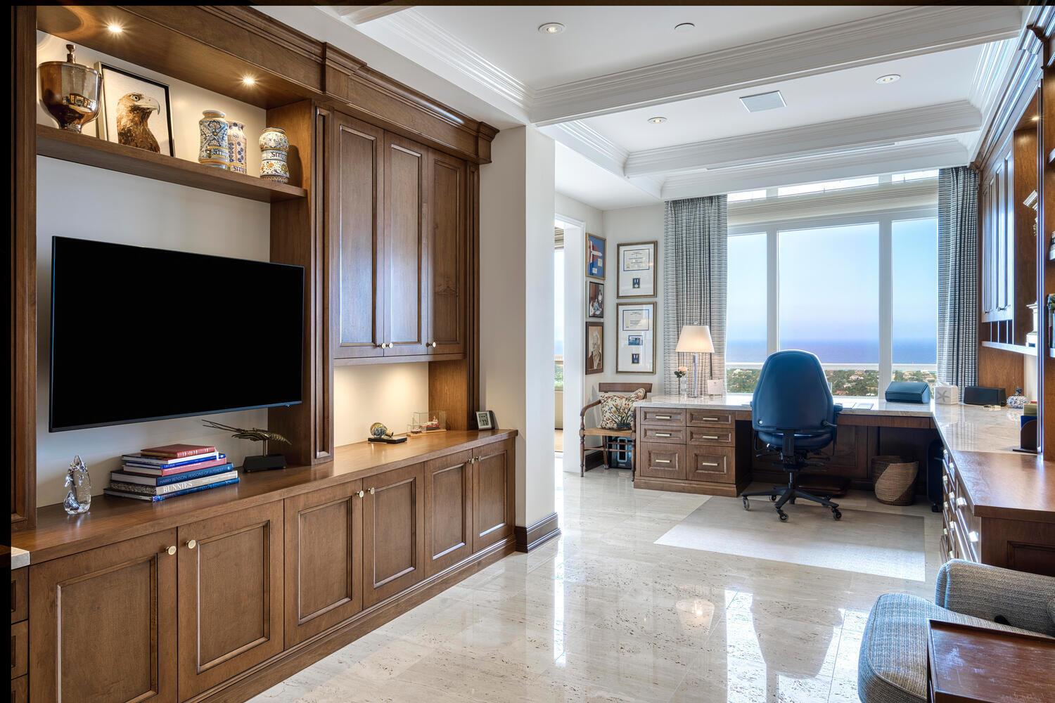 PLAZA OF THE PALM BEACHES - Residential