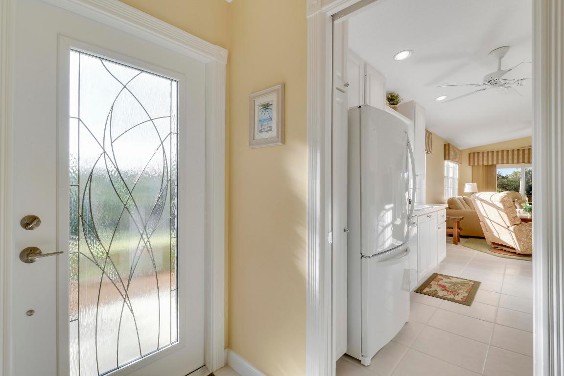 3367 SE Glacier Terrace