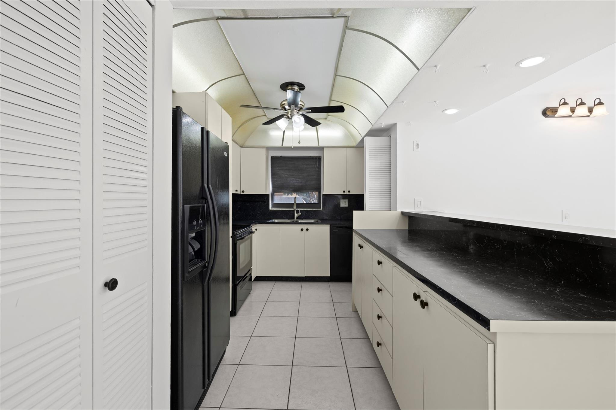 7734 Balboa Street 7734