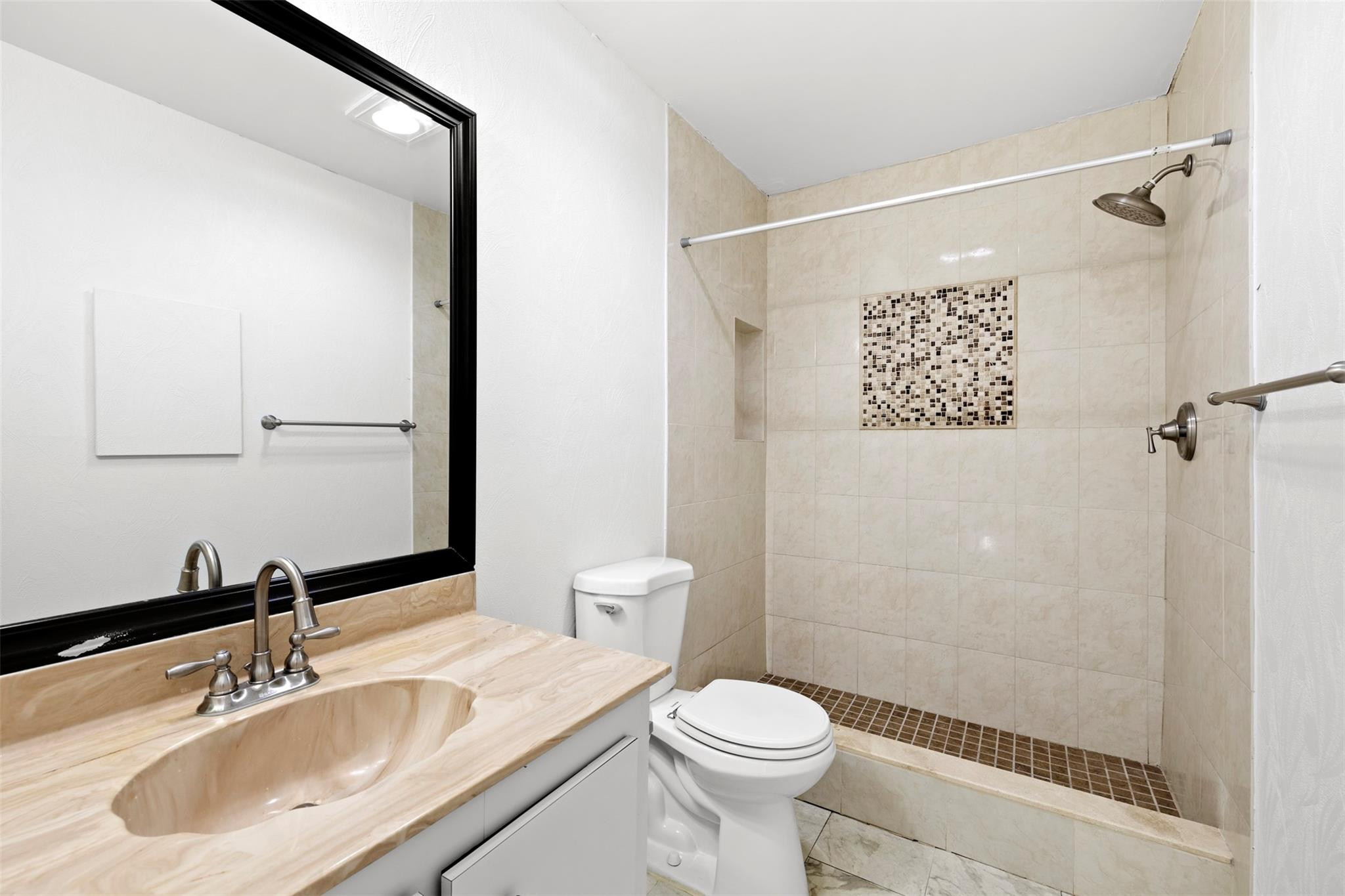 Del Rio Village - Residential