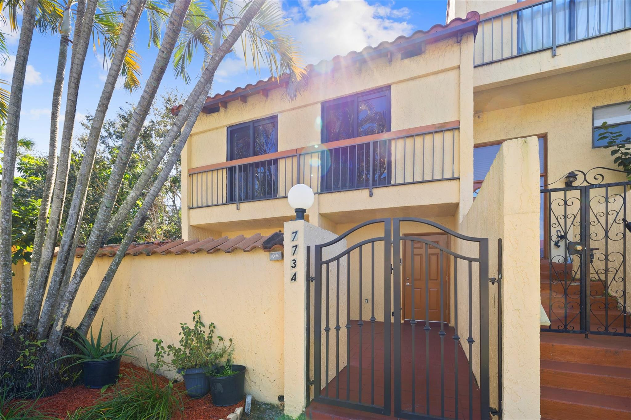 Del Rio Village - Residential