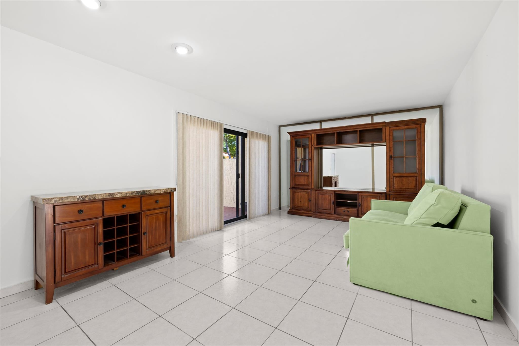 Del Rio Village - Residential