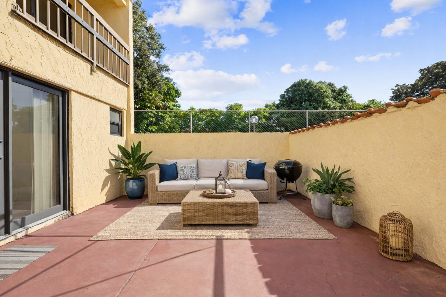 Del Rio Village - Residential