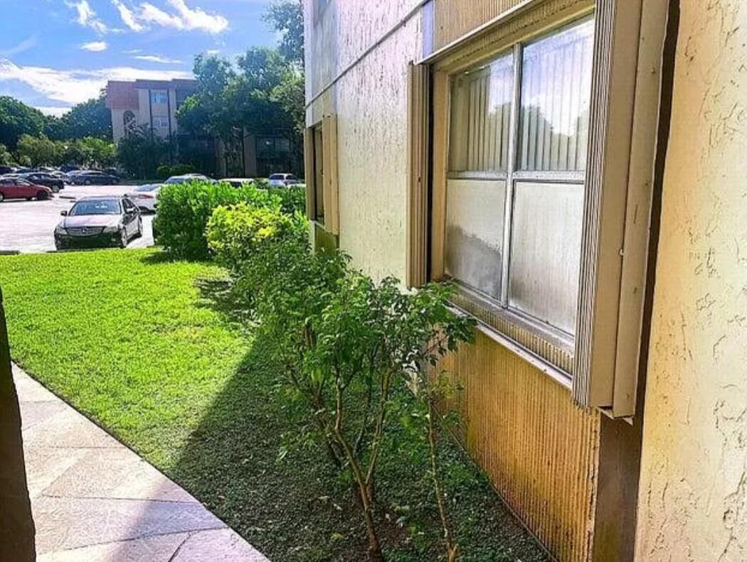 INVERRARY COUNTRY CLUB - Residential