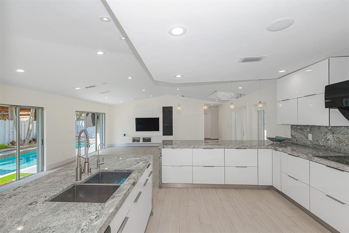 Bonavillas 132-9 B - Residential