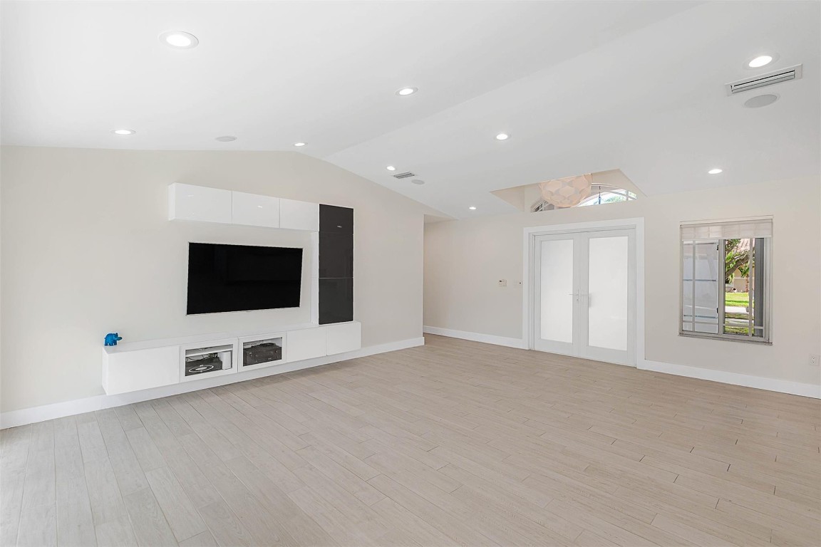 Bonavillas 132-9 B - Residential