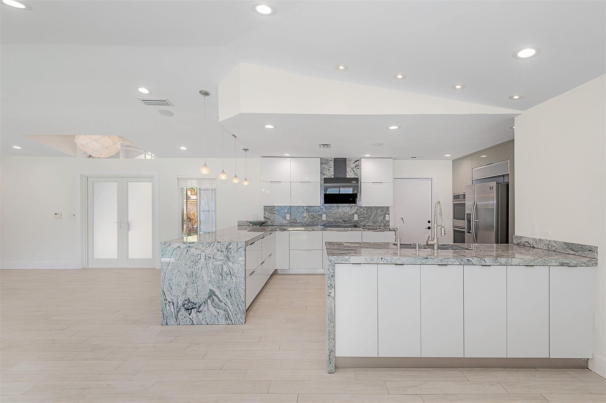 Bonavillas 132-9 B - Residential