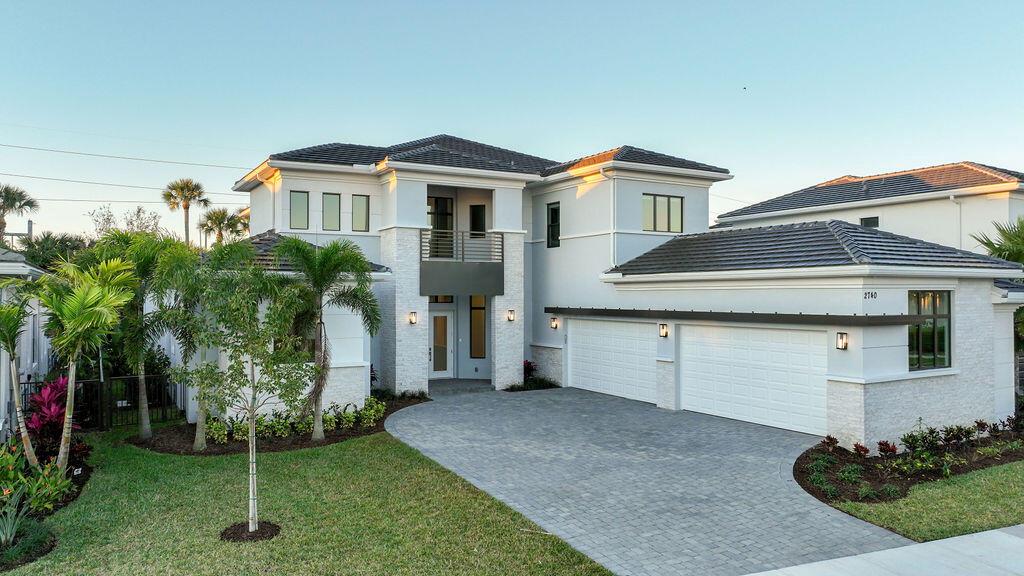 ROYAL PALM POLO - Residential