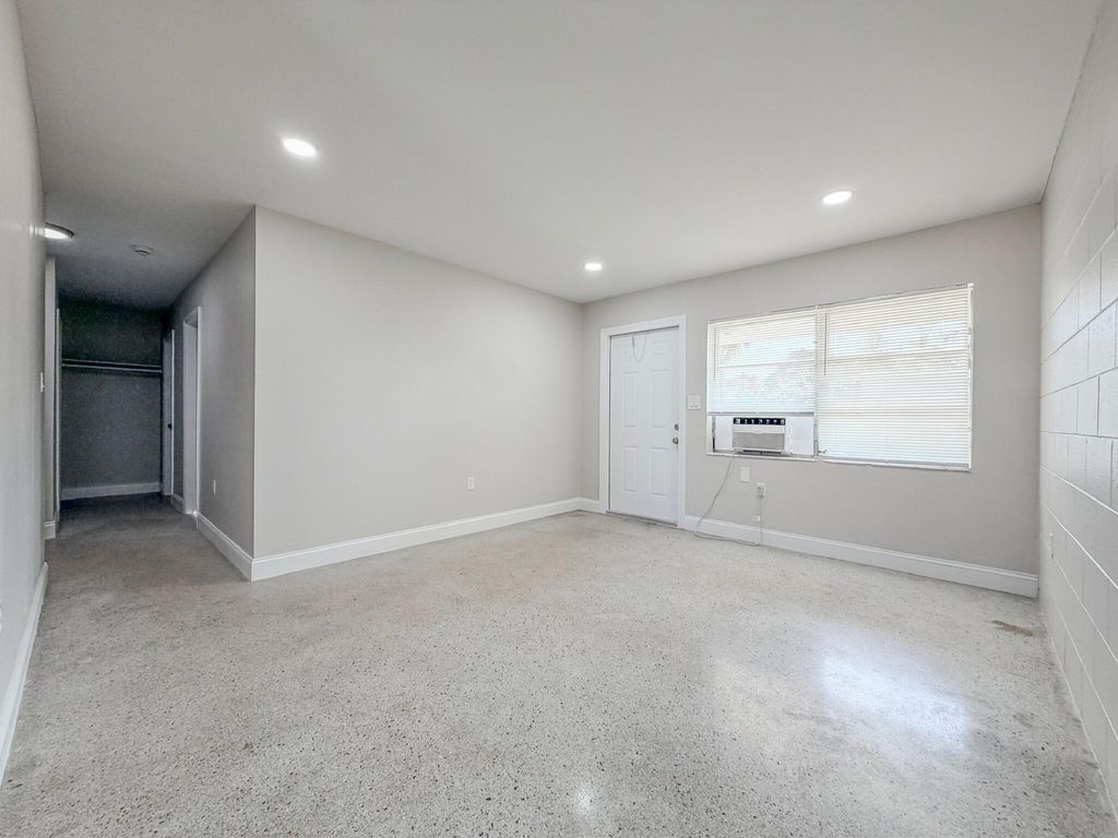 Photo of 703 N 25th Street, Fort Pierce, FL 34947 (MLS # B26008441)