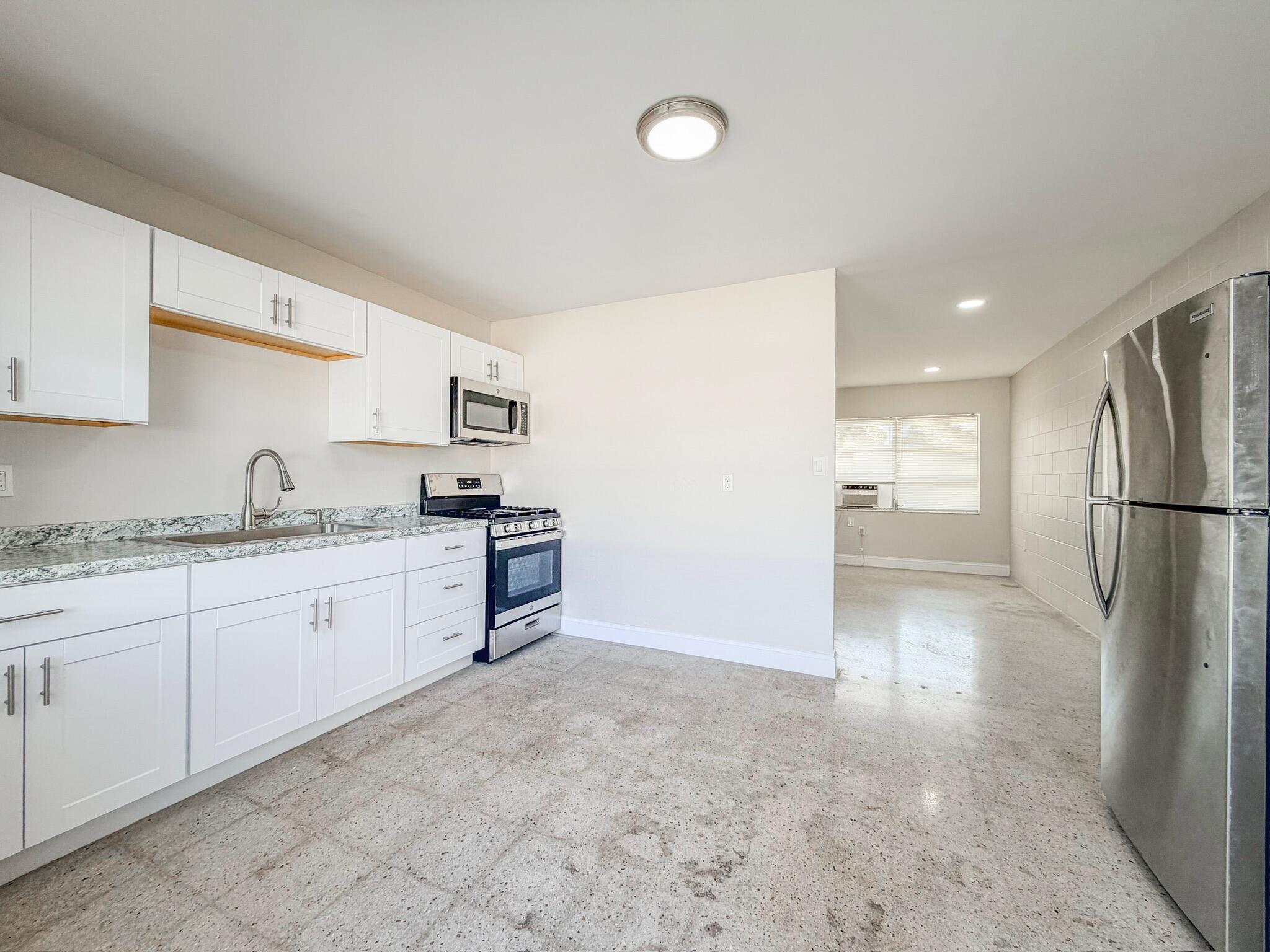 GARDEN CITY FARMS RESUBDIVISION TRACT 113 - Residential Lease