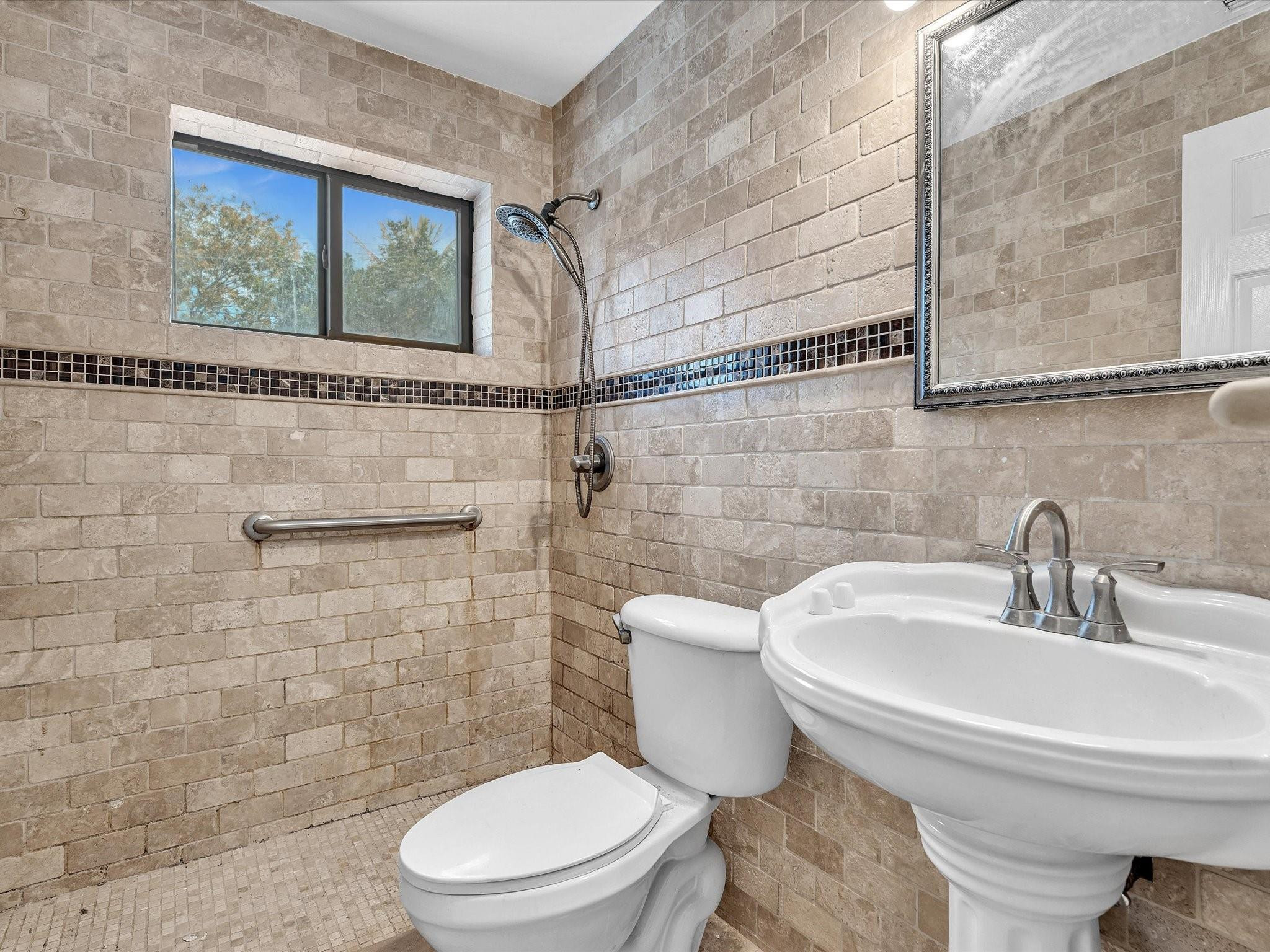 Broadview Park Sec 4 41-1 - Residential