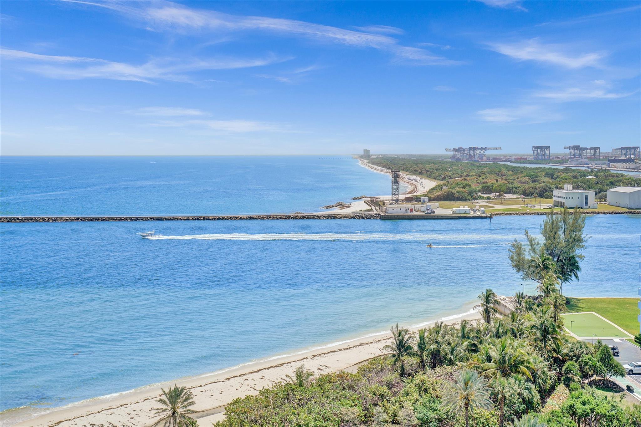 Point of Americas 1 - Residential