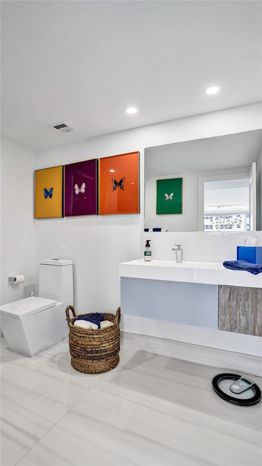 Point of Americas 1 - Residential