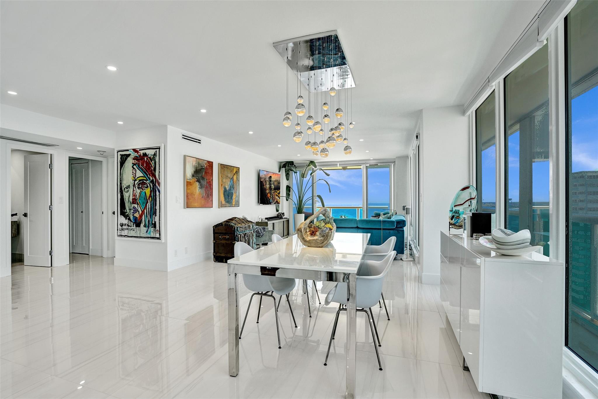 Point of Americas 1 - Residential