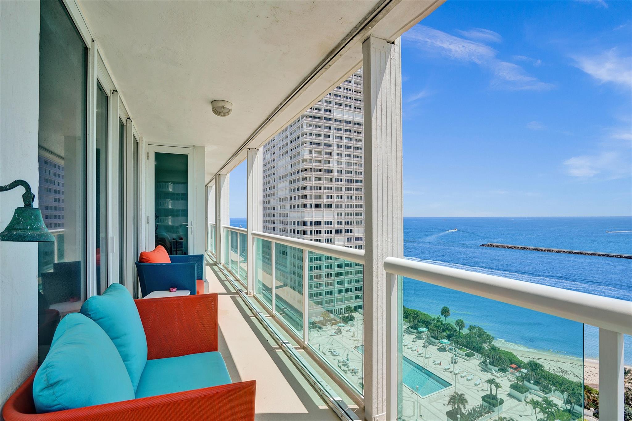 Point of Americas 1 - Residential