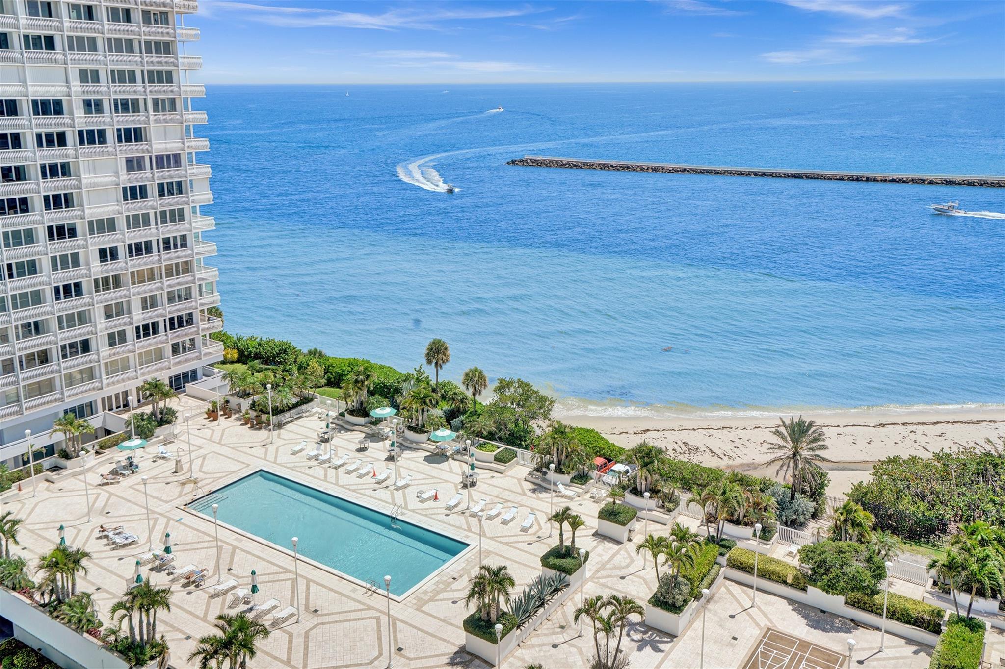 Point of Americas 1 - Residential